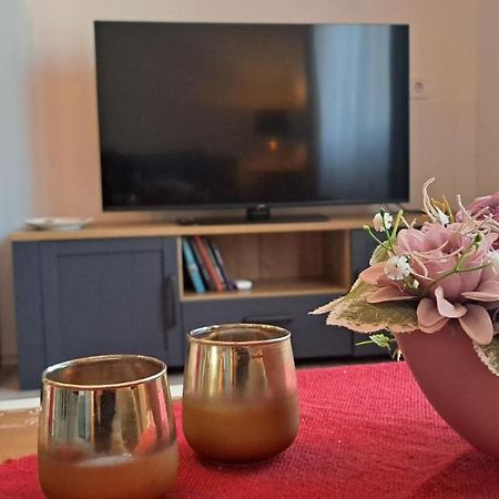 Napraforgo Apartman Διαμέρισμα Σέγκεντ Εξωτερικό φωτογραφία